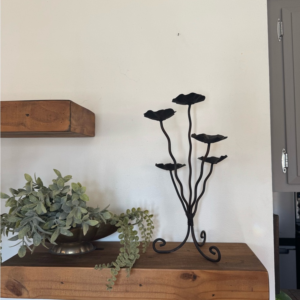 Black Metal Flower Candle Holder